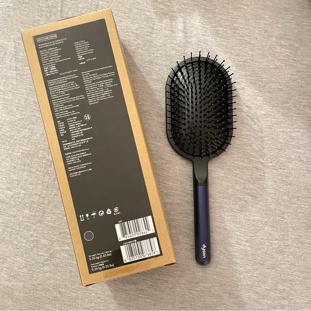 Dyson Paddle Brush in Prussian Blue